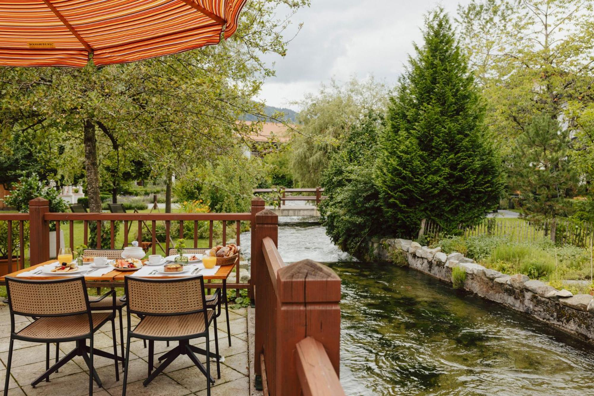 Spa & Resort Bachmair Weissach, Luxury Family Resort Rotta Екстериор снимка